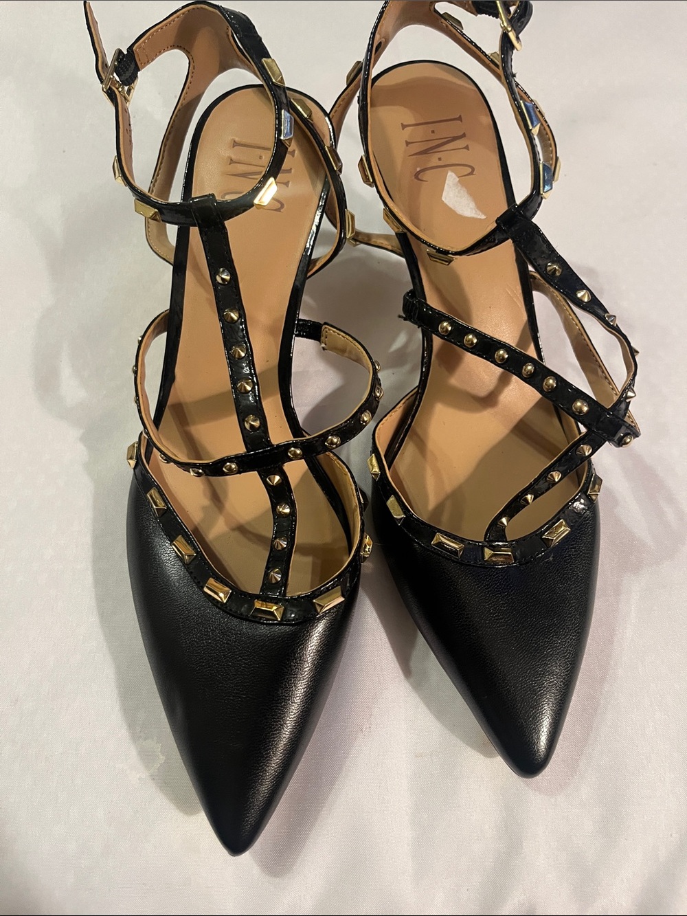 INC International Concepts Black Pointed T-Strap Studded Heels Size 8 Medium